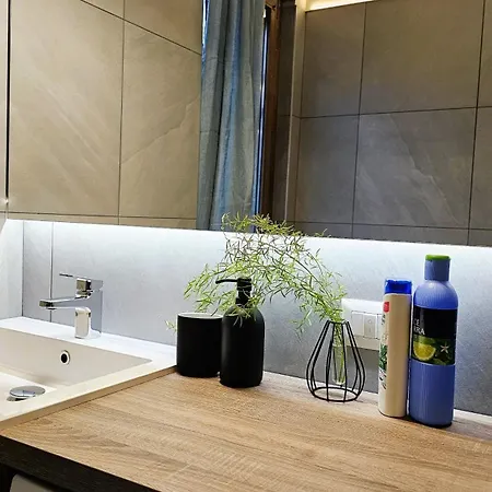 Casa27, Convenient Location To Milan Center & Apartment *